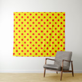 Red On Yellow Polka Dots Pattern Design  タペストリー (インサイチュ(横))