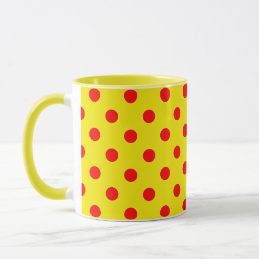 Red On Yellow Polka Dots Pattern Design  マグカップ (左)