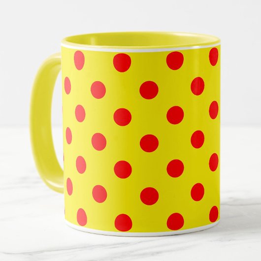 Red On Yellow Polka Dots Pattern Design  マグカップ