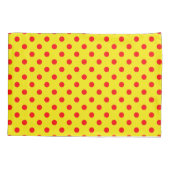 Red On Yellow Polka Dots Pattern Design  枕カバー (裏面)
