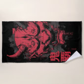 Red Oni Mask Art – Japanese Demon Design ビーチタオル (正面)