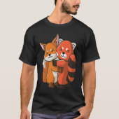 Red Panda and Fox cute Hug Cuddle Animals Tシャツ (正面)