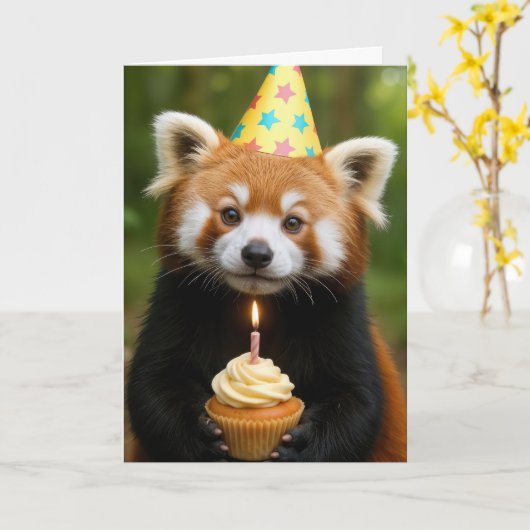 Red Panda Bear Holding a Birthday Cupcake カード (黄色い花)
