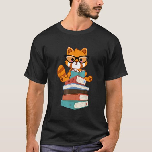 Red Pandas Book Bookworm Red Panda Reader Tシャツ (正面)