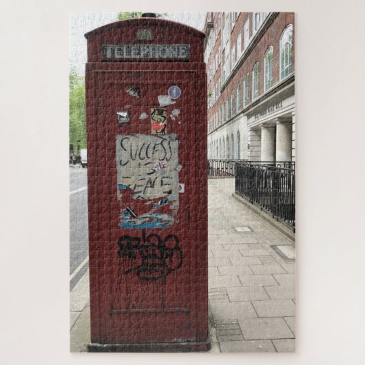Red Phone Box Success is Peace London UK ジグソーパズル (縦)