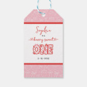 Red & Pink Berry Sweet One Girl 1st Birthday  ギフトタグ (裏面)