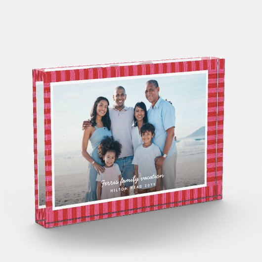 Red pink striped frame custom text  フォトブロック (左)