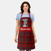 Red Plaid and Schnauzer Dog Christmas エプロン (着用した状態)