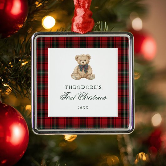 Red Plaid Teddy Bear Baby First Christmas メタルオーナメント