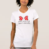 Red polka dots vibrant Ribbon Tシャツ (正面)