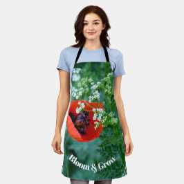 Red Poppy Flower Macro Art: Kitchen Apron エプロン