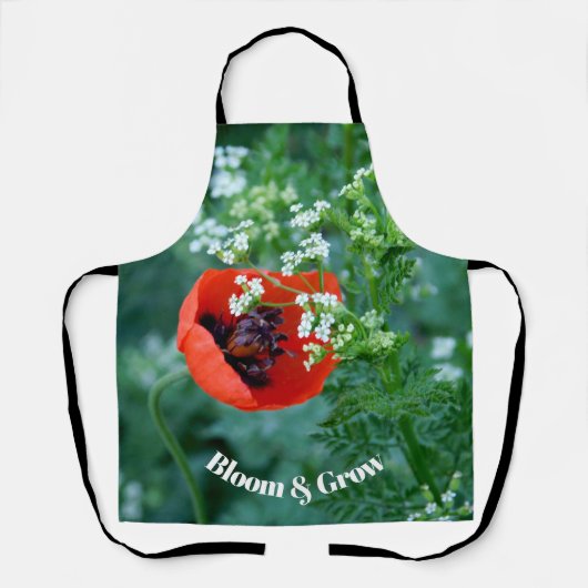 Red Poppy Flower Macro Art: Kitchen Apron エプロン (正面)