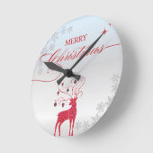 Red Reindeer Silver Snowflakes Christmas ラウンド壁時計 (傾斜)