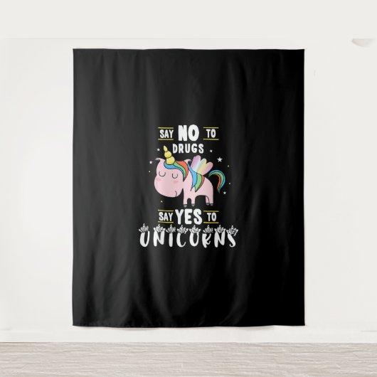 Red Ribbon WeekがUnicornにYesを言うドラッグにノーを言う タペストリー (正面)