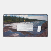 Red Rock Shoreline – Lake Superior, U.P. デスクマット (キーボード&マウス)