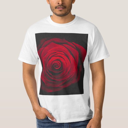 Red rose on black background vintage effect tシャツ (正面)