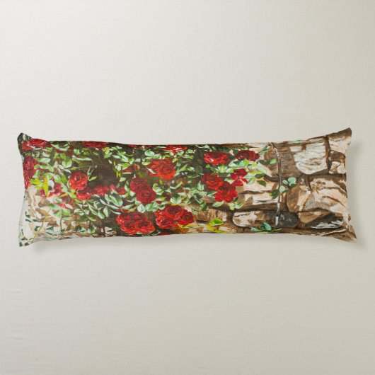 Red Roses Against a Stone Wall ボディピロー (裏面)