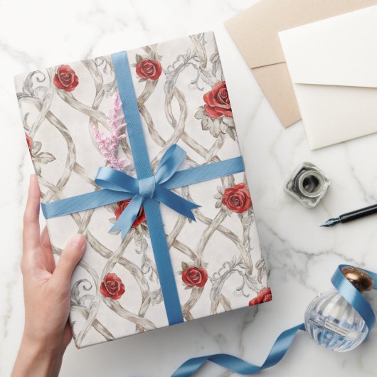Red Roses Faux Wood Floral Love ラッピングペーパー (ギフト)