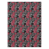 Red Roses On A Black Background テーブルクロス (正面)