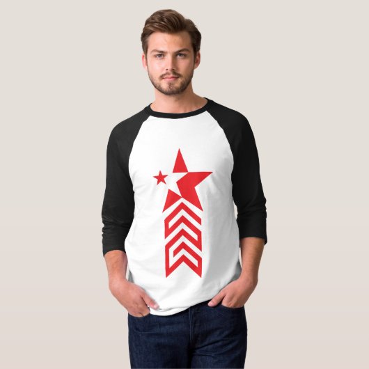 Red Star with Chevron Arrows Tシャツ (正面フル)