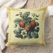 Red Strawberries and White Floral Greenery Pattern クッション (ブランケット)