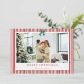 Red Stripe Green Bow Christmas Photo Holiday Card  シーズンカード (スタンド正面)