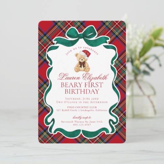 Red Tartan Plaid Christmas Beary First Birthday 招待状 (スタンド正面)