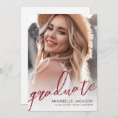 Red Trendy Script Graduate Photo Graduation 招待状 (正面/裏面)