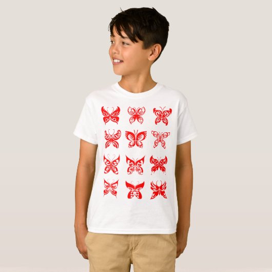 Red Tribal Butterfly Ornamental Tシャツ (正面フル)