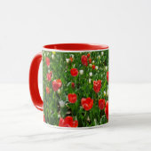 Red Tulip Flower Field Nature Photography マグカップ (正面左)