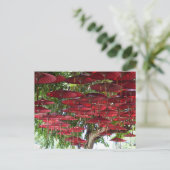 Red Umbrellas in the Sky - Asian Postcard ポストカード (スタンド正面)