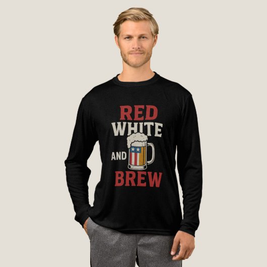 Red White and Brew Shirt – Funny Beer & USA Flag T トライブレンドＴシャツ (正面全体)