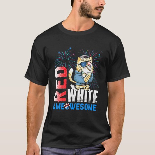 Red White And Meowsome Fireworks Cat 4th Of July Tシャツ (正面)