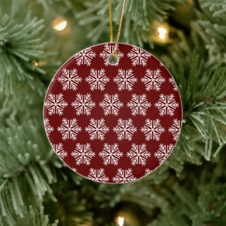 Red White Modern Snowflake Christmas Pattern セラミックオーナメント