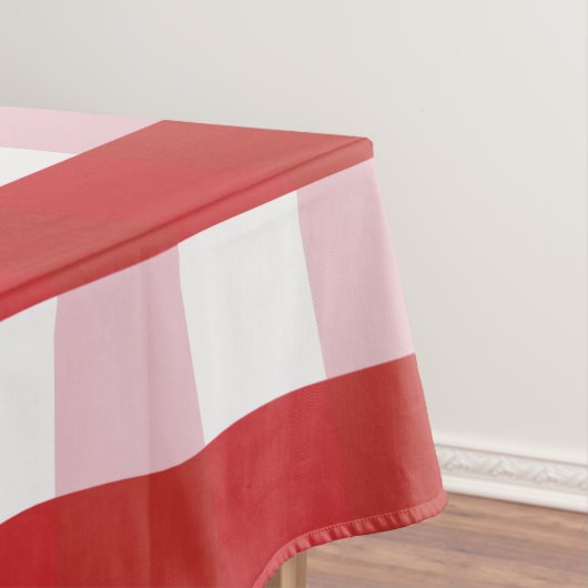 Red & White Pattern Tablecloth for Stylish Dining  テーブルクロス (インサイチュ)