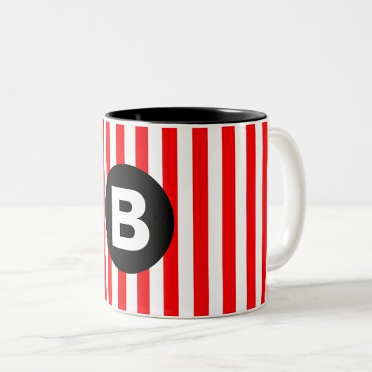 Red White Vertical Stripes Black Monogram ツートーンマグカップ (正面右)