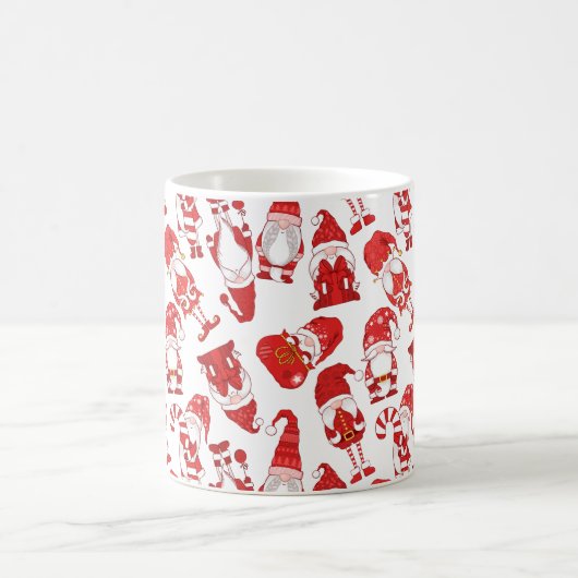 Red & White Whimsical Christmas Gnome Pattern コーヒーマグカップ (中央)