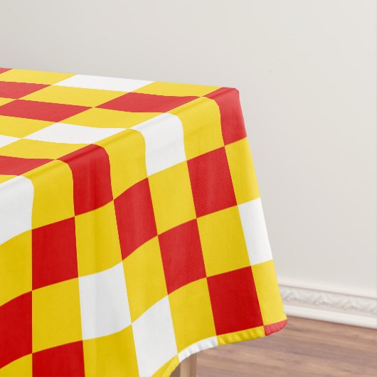 Red White Yellow Checkered Pattern Design  テーブルクロス (インサイチュ)