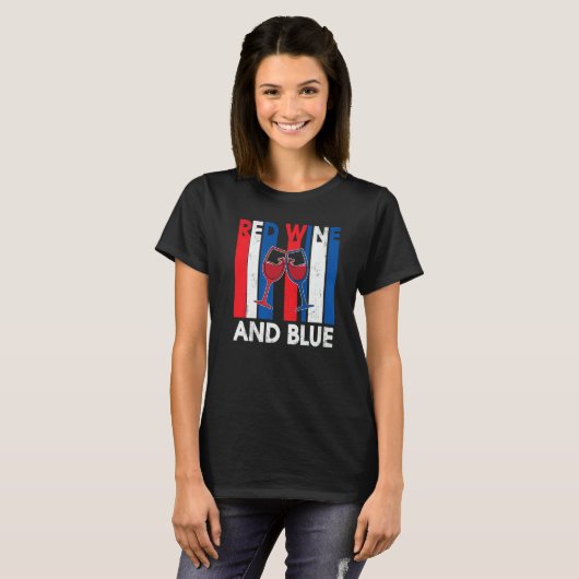 Red Wine & Blue 4th of July wine Red White Blue Wi Tシャツ (正面フル)