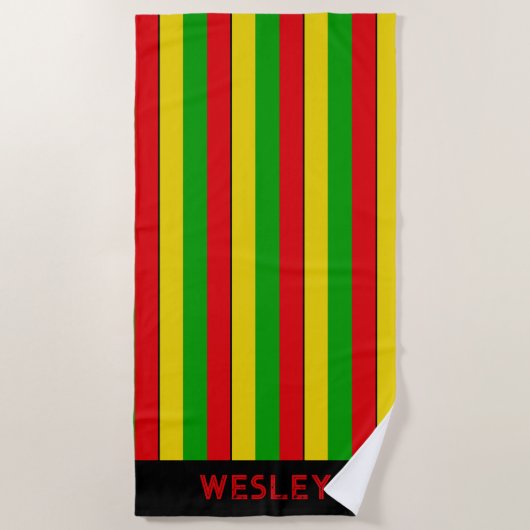 Red Yellow and Green Rasta Striped ビーチタオル (正面)