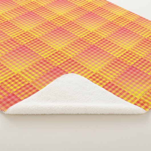 Red Yellow Checker Abstract Pattern シェルパブランケット (3/4)