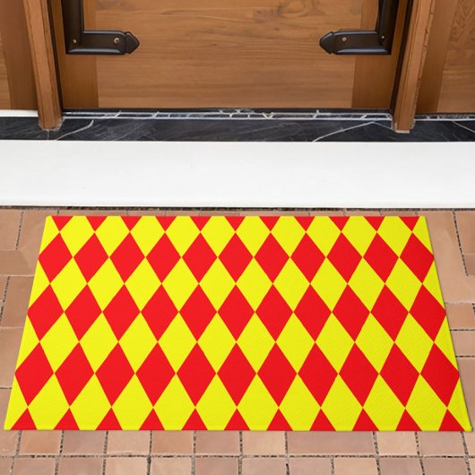 Red Yellow Harlequin Checkered Design  ドアマット