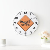 Reduce Speed Orange Diamond Road Sign ラージ壁時計 (ホーム)