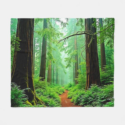 Redwood Forest Misty Tranquility Design フリースブランケット (正面(横))