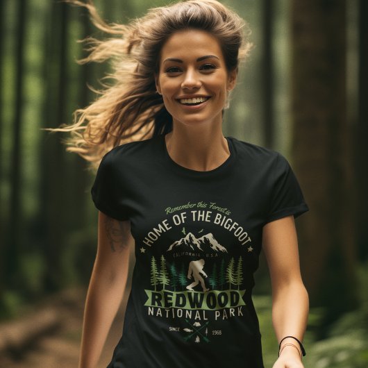 Redwood National Park Home of the Bigfoot Tシャツ