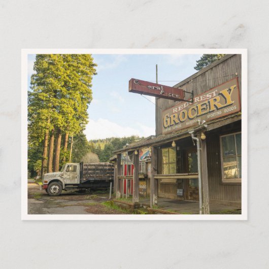 Redwoods National Park Trees & Rustic Grocery ポストカード (正面)