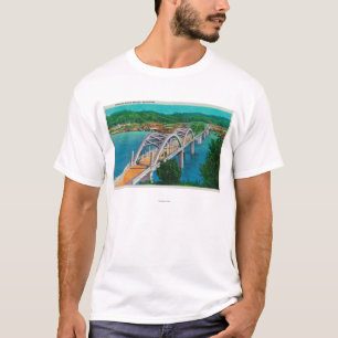 Reedsport、オレゴンのUmpquaの川橋 Tシャツ