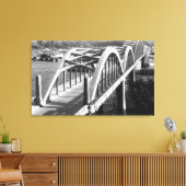 Reedsport, Oregon View of Bridge over Umpqua キャンバスプリント (インサイチュ (リビング))