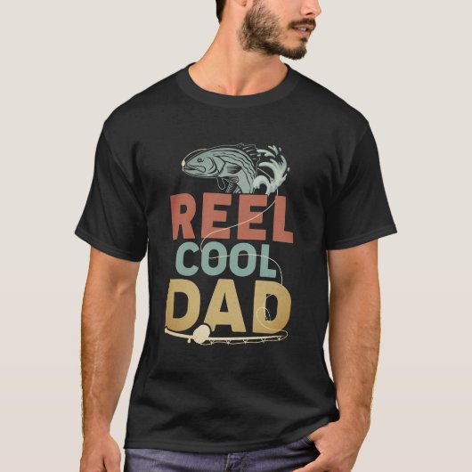 Reel Cool Dad Fisherman Dad Tシャツ (正面)