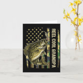 Reel Cool Grandpa Crape Fishing Camo American Flag カード (黄色い花)